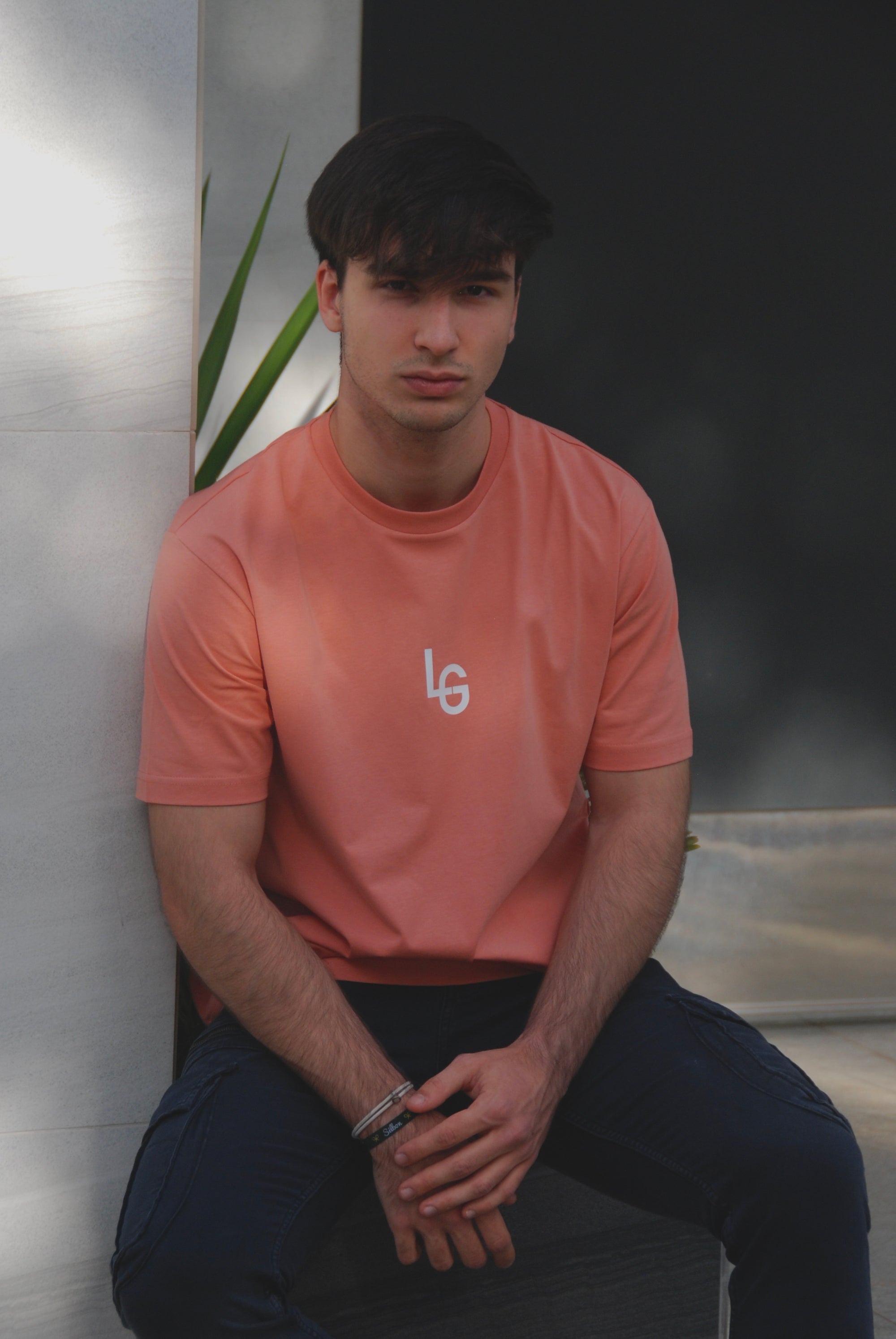 LG &quot;SONDER&quot; TEE (3 COLOURS) - LGIRAFFE